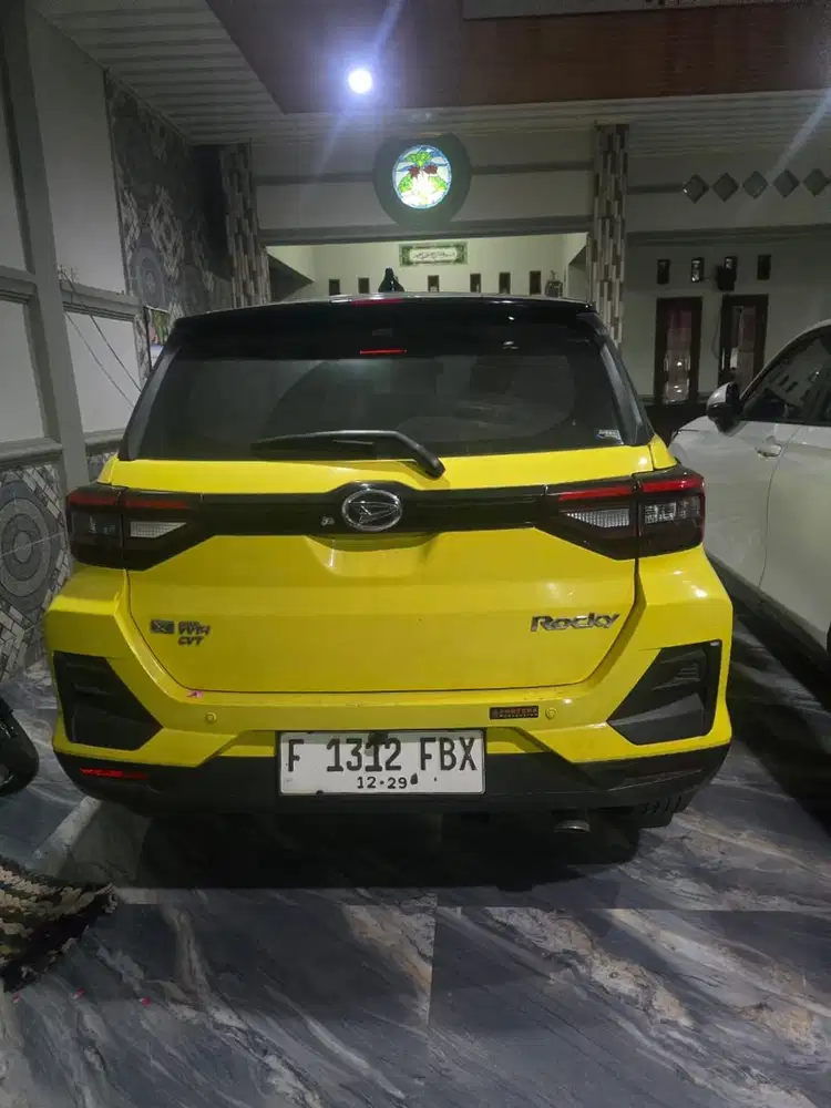 Daihatsu Rocky 2024 Bensin