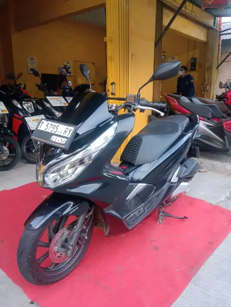 H. NEW PCX 150 ABS