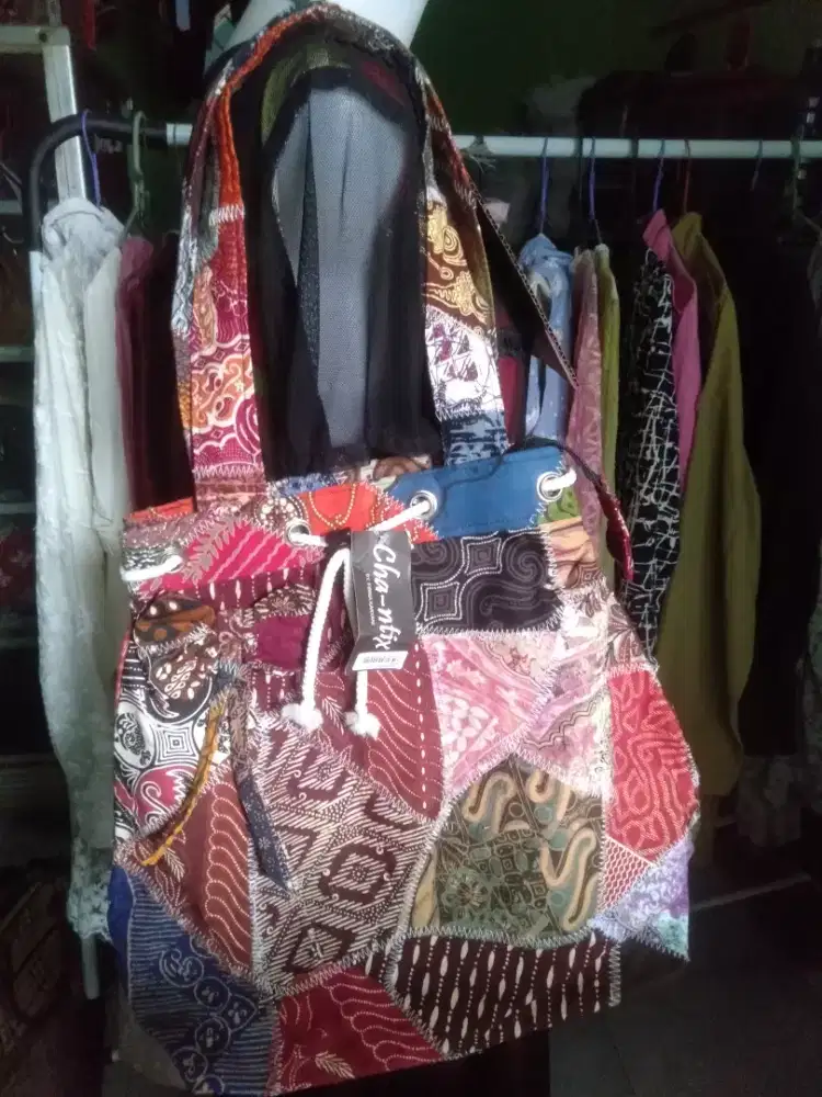 Tas cantik bekas