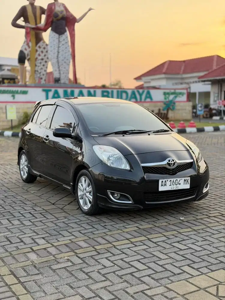 Toyota Yaris 1.5 E Manual 2010 Istimewa