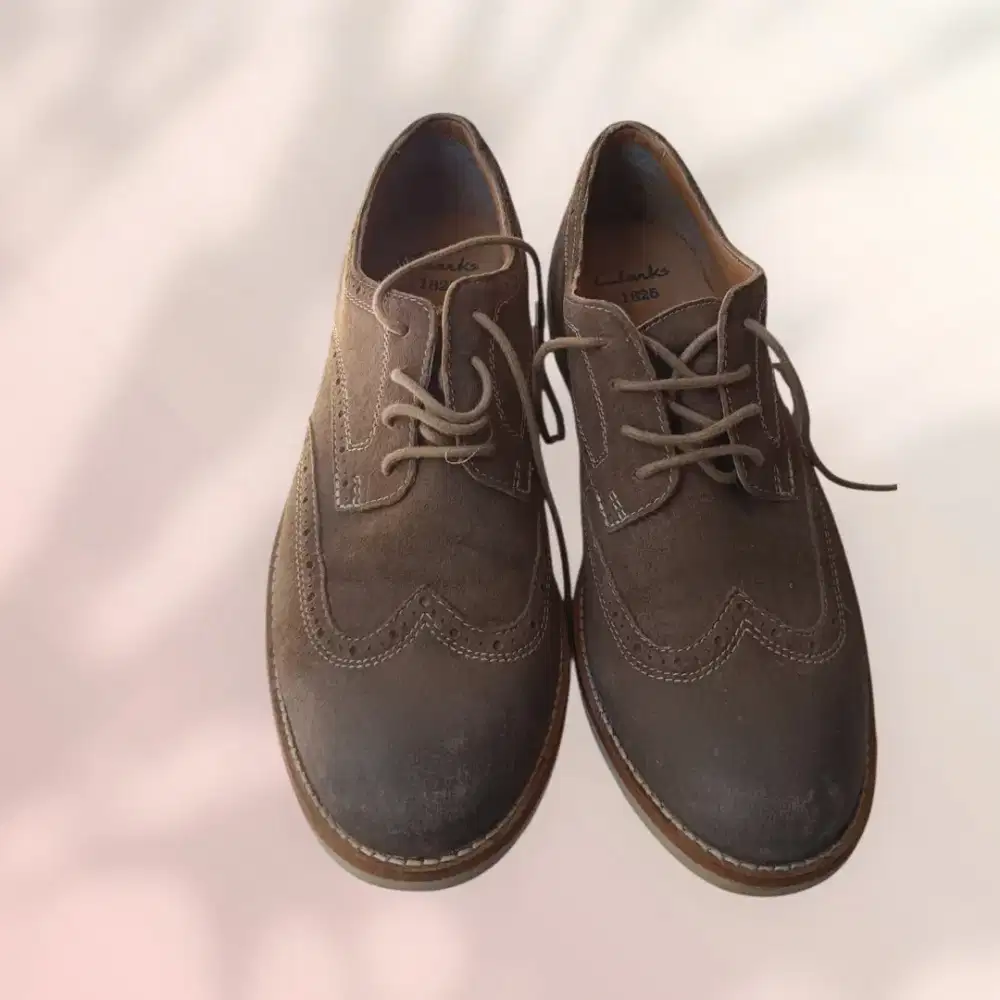 Sepatu original, layak pakai