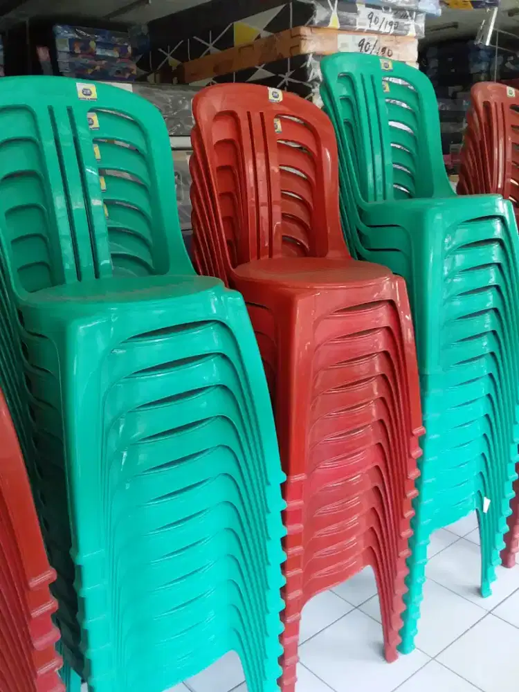 kursi plastik sandaran