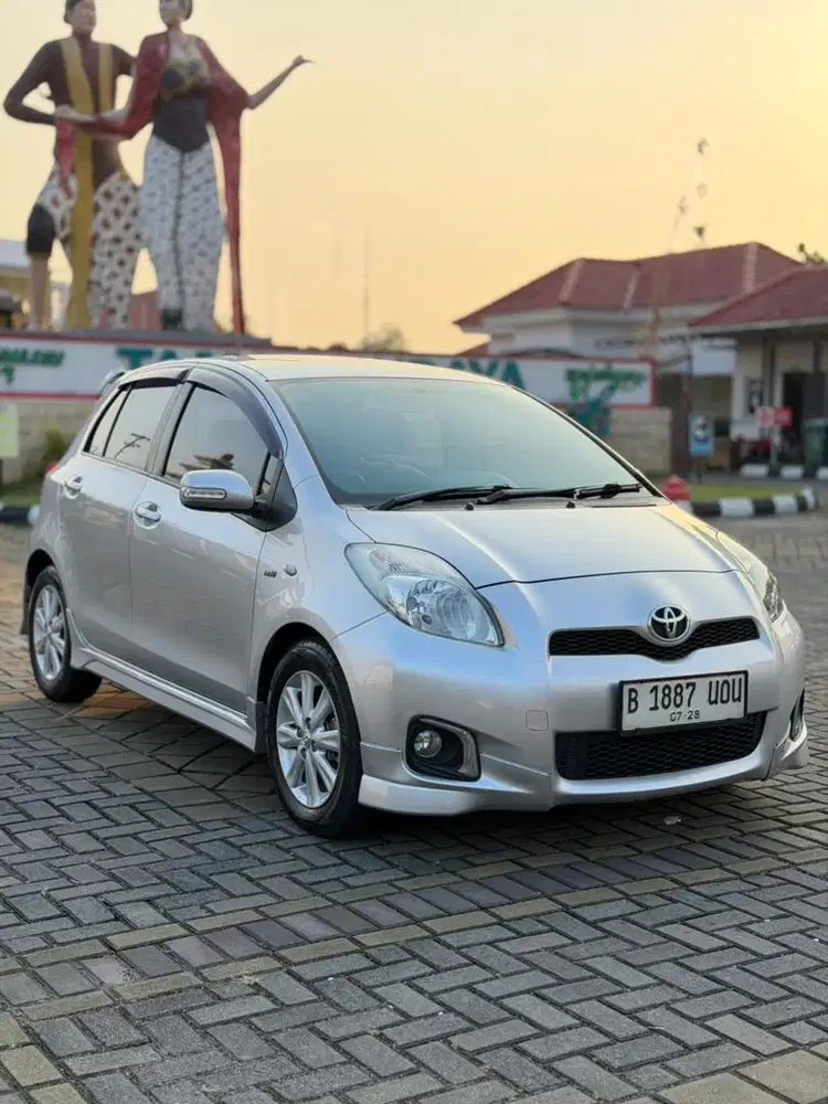 Toyota Yaris 1.5 E A/T 2012 Istimewa