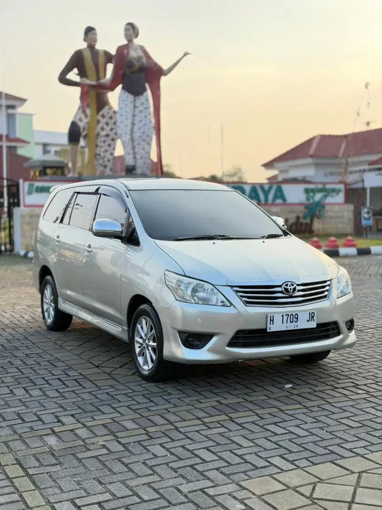 Toyota Innova 2.5 G Diesel Matic Upgrade V Istimewa