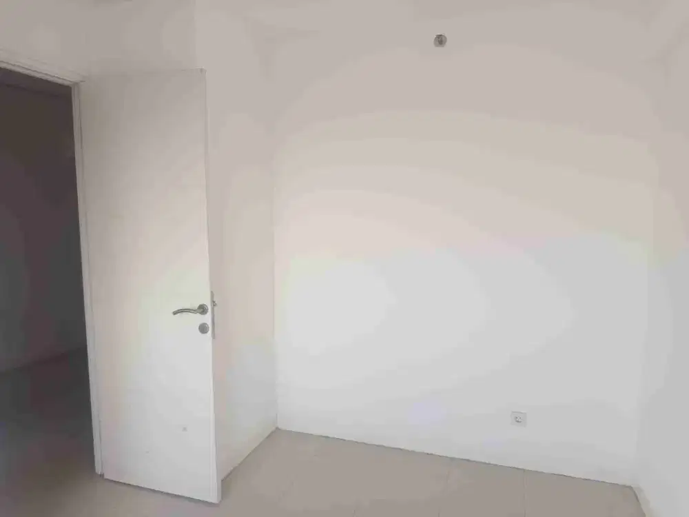 Sewa 2BR Unfurnished  Apartemen Basura City