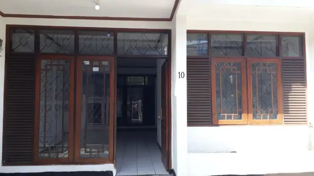 Rumah kokoh terawat siap huni di pasir salam sayap bkr, Buah Batu