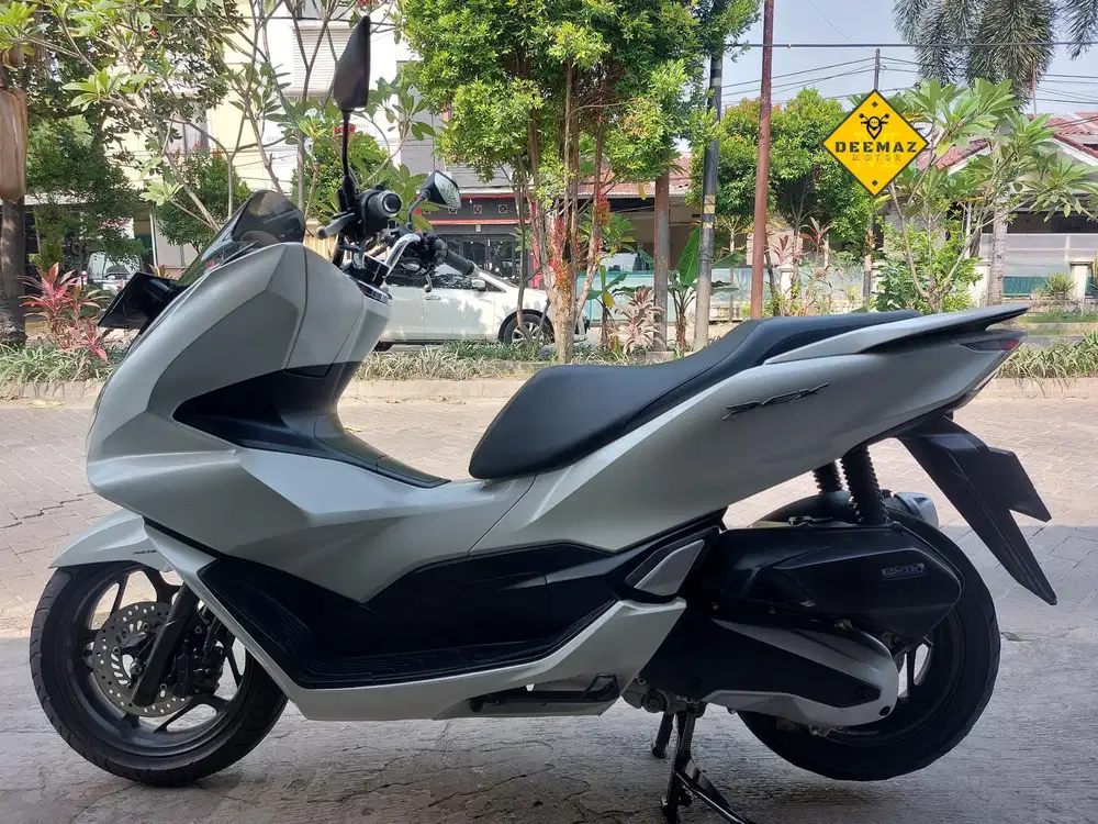 (DP 500)‼️ PCX 160 CBS Putih 2022 Cash, Kredit & Tukar Tambah