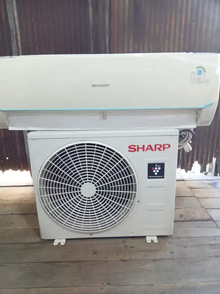 MENJUAL AC BEKAS 1/2 PK KOMPLIT