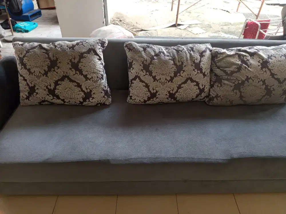 Dijual sofa second
