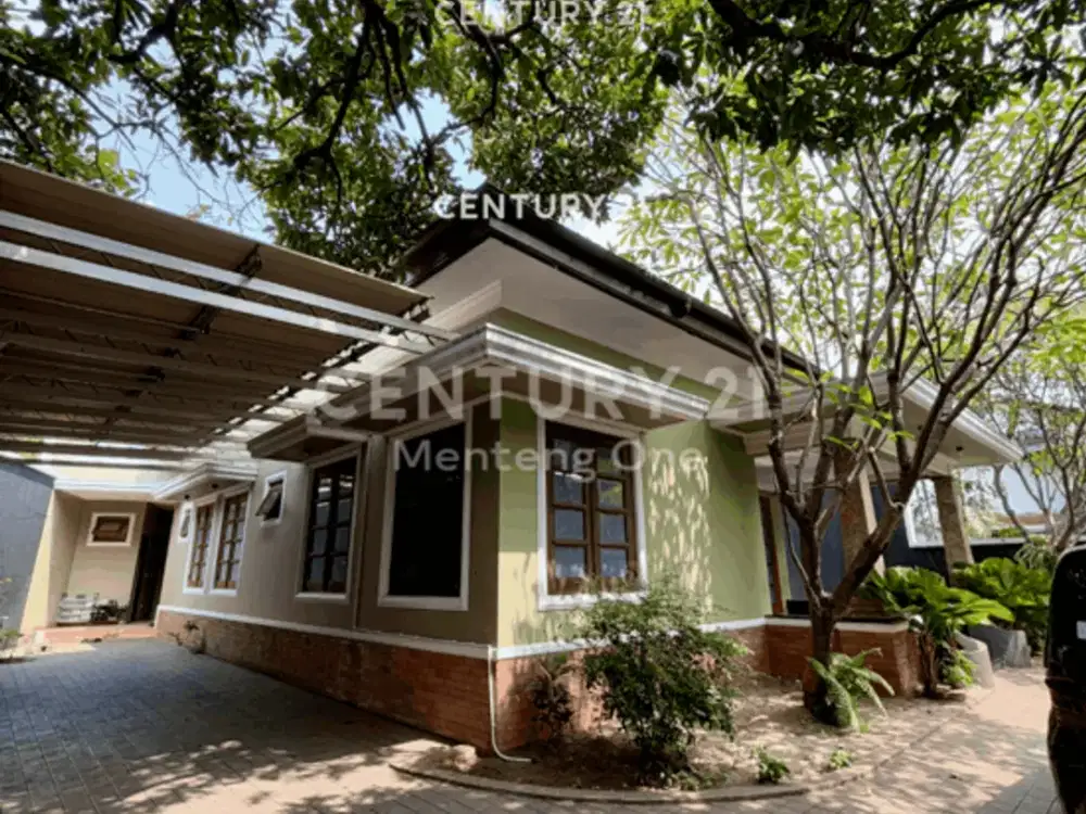Rumah Asri Minimalis Dengan Halaman Luas Di Menteng