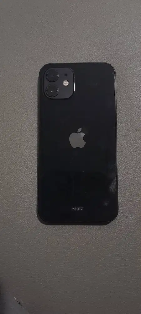 Iphone 12 , 64gb