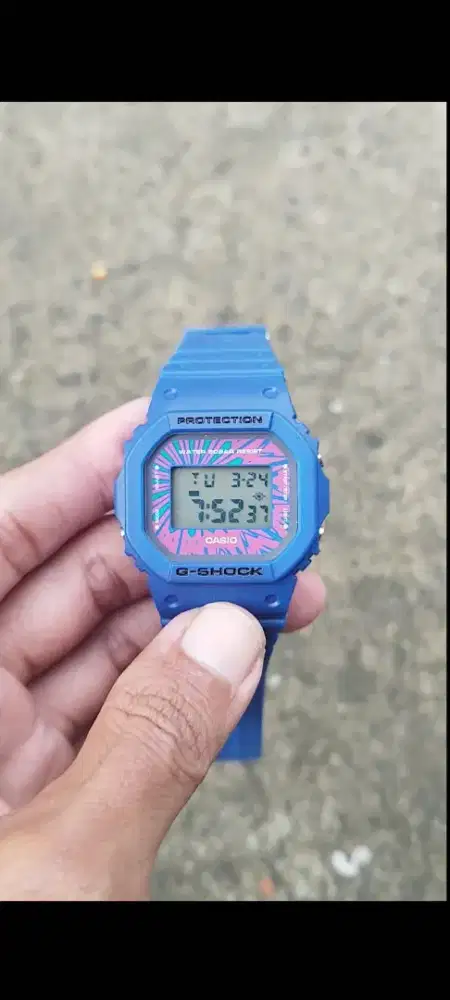 G-Shock DW-5600DN