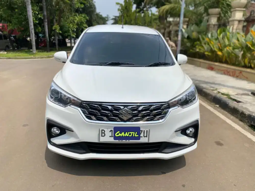 Ertiga GX Hybrid 2023 Putih Terwat Istimewa Harga Murah