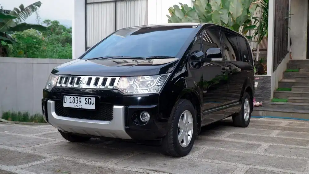 MITSUBISHI DELICA 2.0 MATIC D5 2014