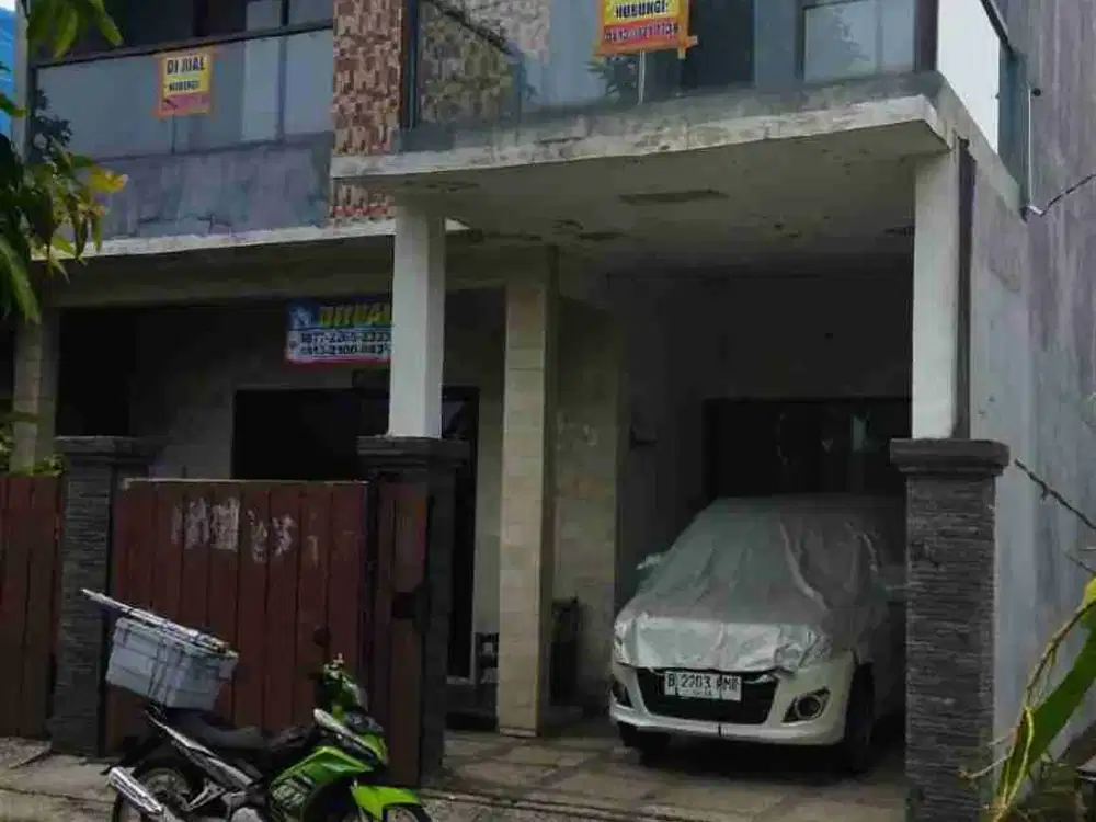 rumah. minimalis. 2 lantai.  hrg rsss.