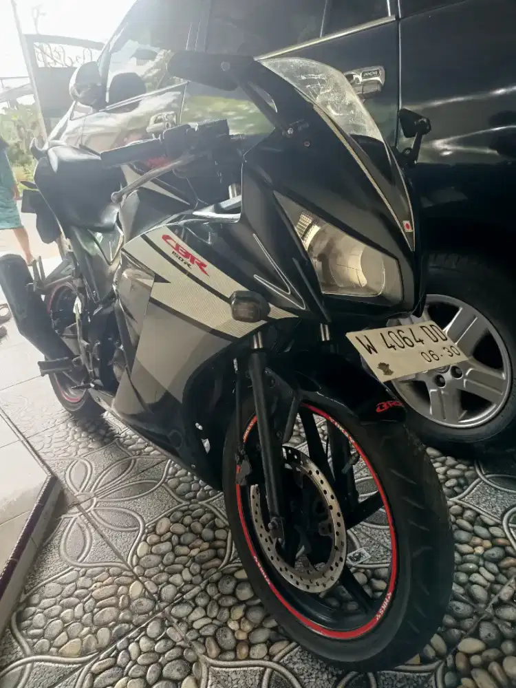 CBR 150R 2015 lengkap hidup