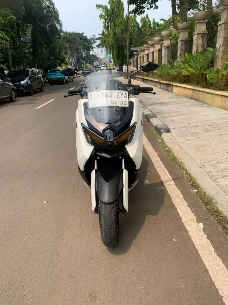 NMAX Neo S 155 Keyless Putih 2025 Mulus Terawat