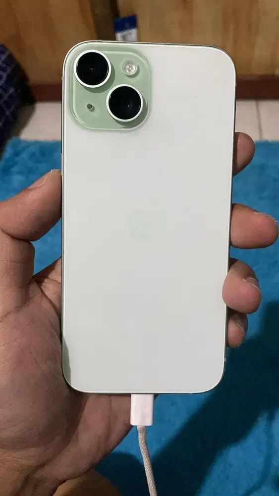 Iphone 15 128GB green inter all opp