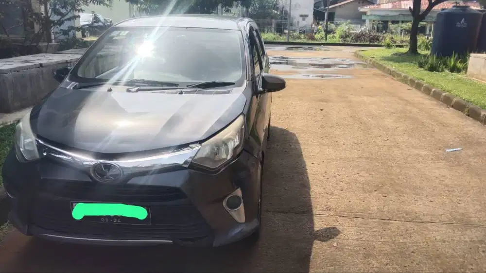 Mobil di jual calya 2019 abu abu metalik