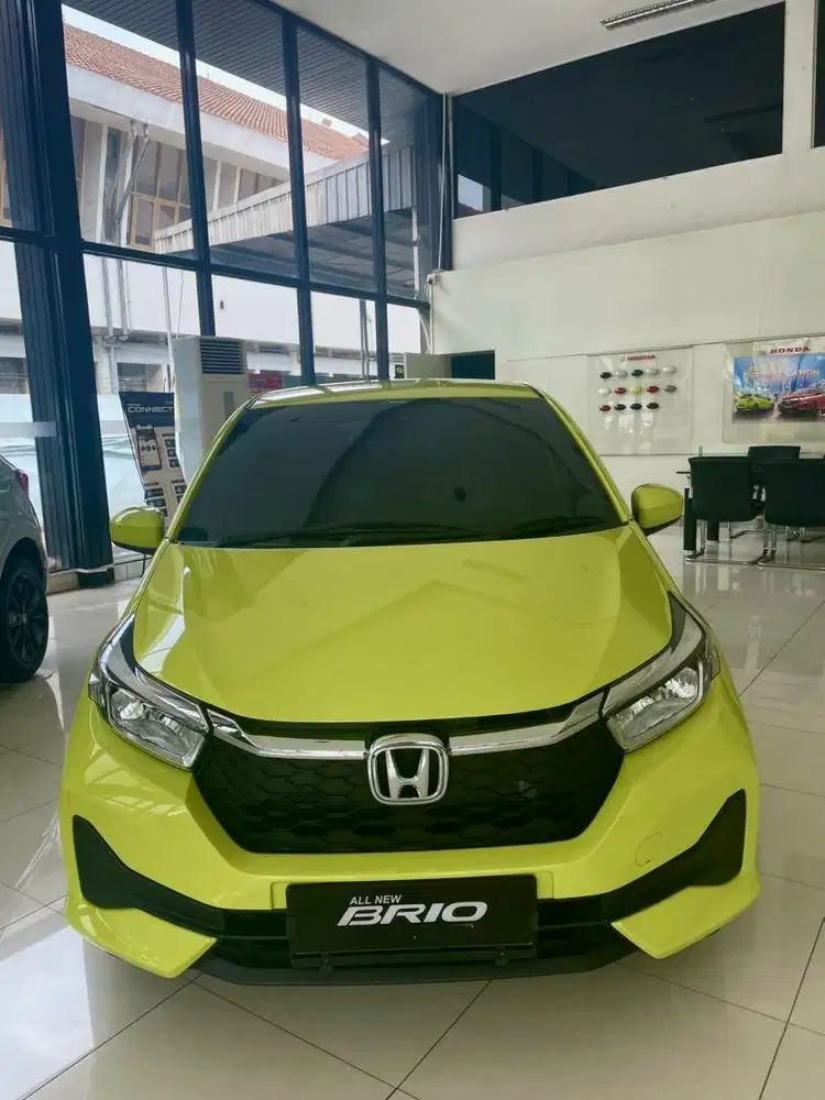 Brio Satya E CVT