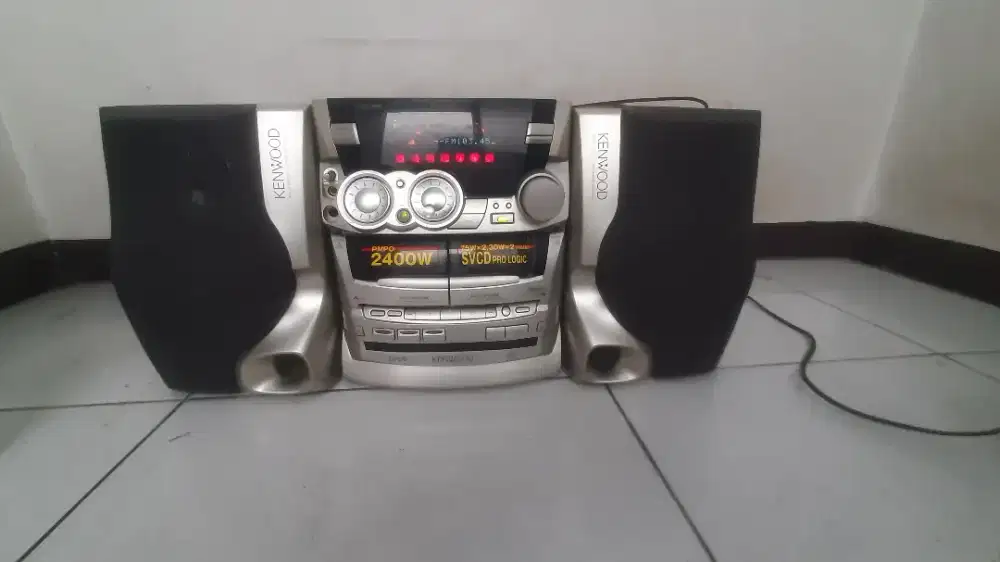 Tape kenwood xdv828