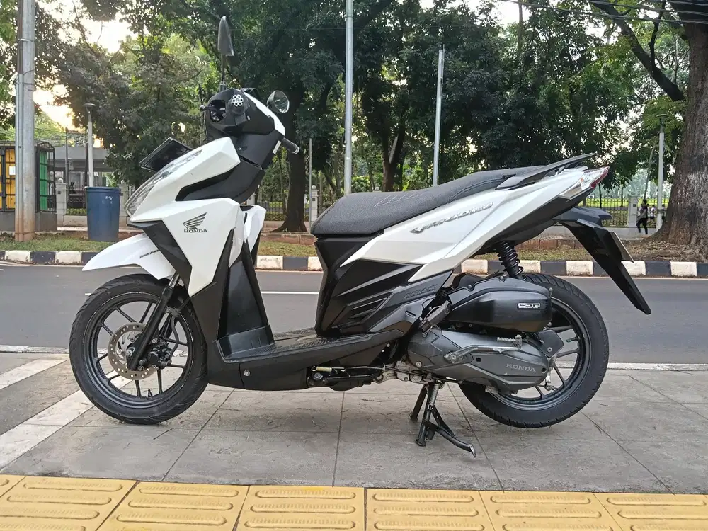 DIJUAL CASH HONDA VARIO 150 LED OLD THN 2018 PJK OFF 1X SIAP PAKAI