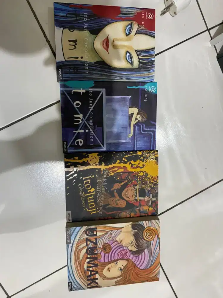JUAL KOMIK JUNJI ITO UZUMAKI, TOMIE 1&2 , SOUICHI