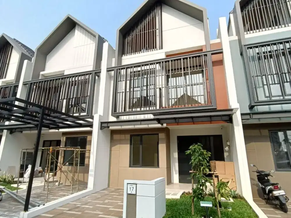 Disewakan Rumah di Cluster Leonora 3 Lantai