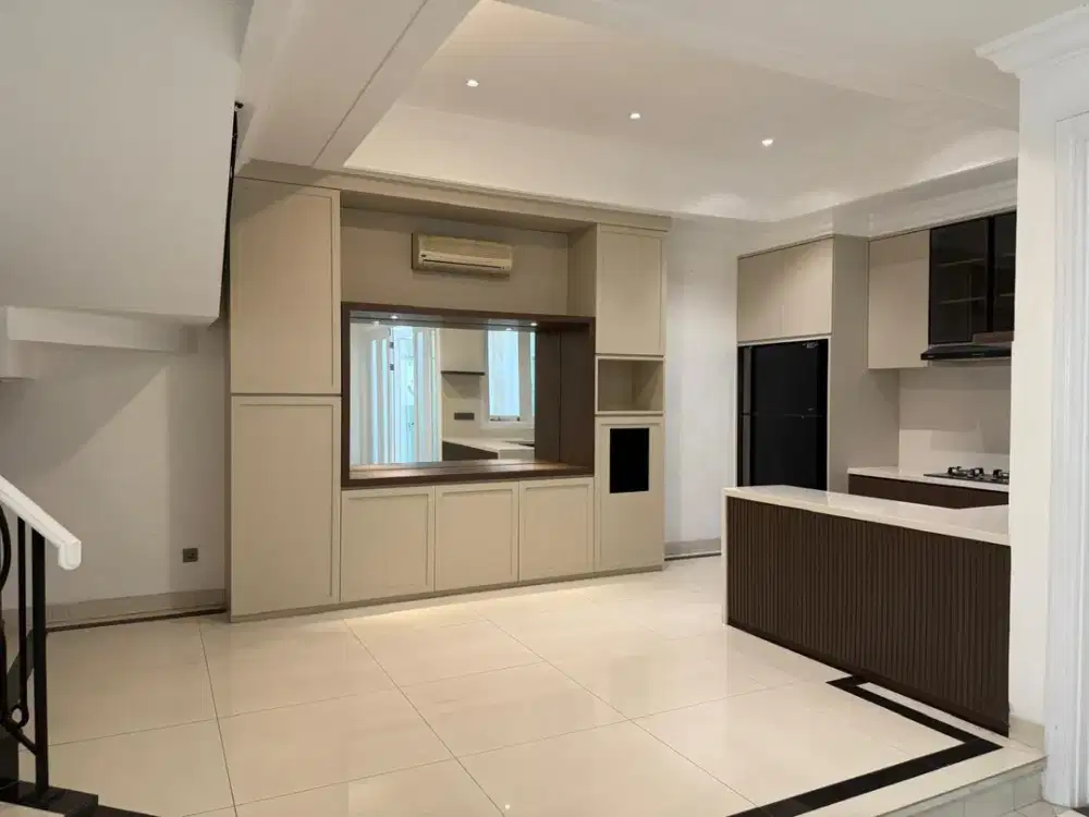 Dijual Rumah Classic Modern Permata Buana Cluster Baru Exclusive