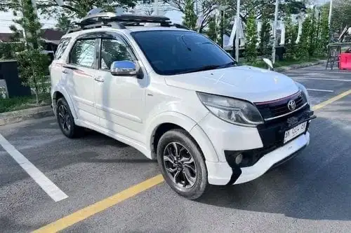Toyota Rush 2017 Bensin
