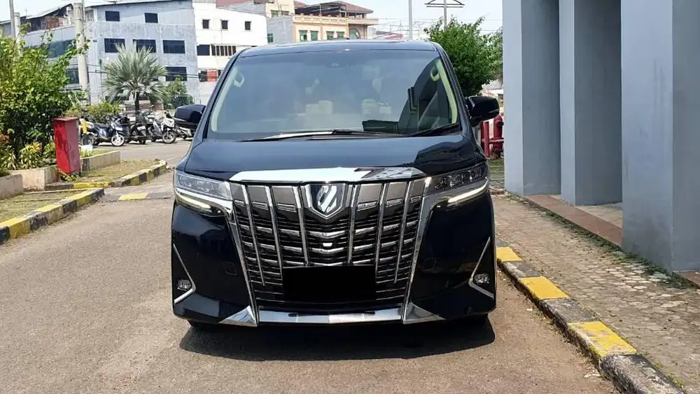 Toyota Alphard 2.5 G TSS Pilot seat AT 2022 Hitam km.65rb