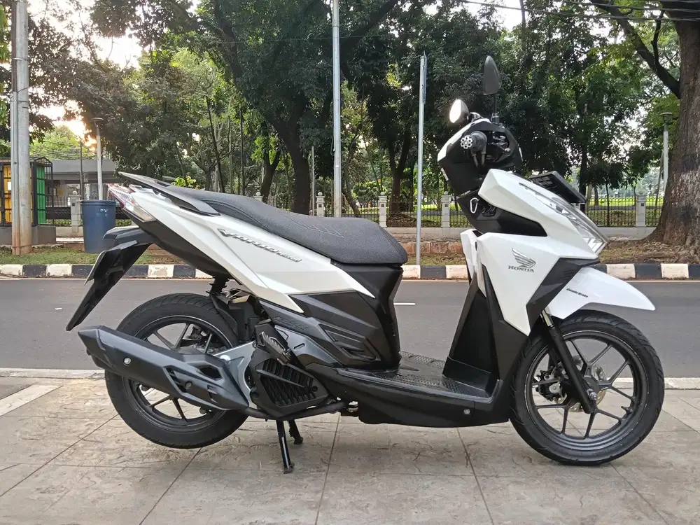 DIJUAL CASH HONDA VARIO 150 LED OLD THN 2018 PJK OFF 1X SIAP PAKAI