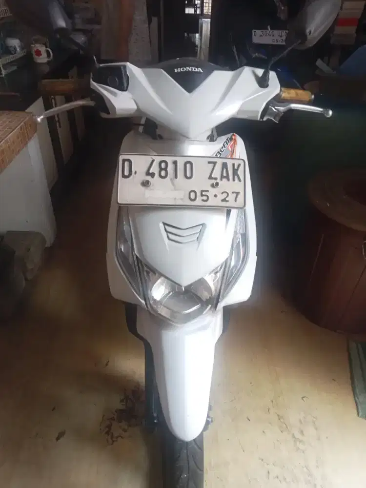Honda beat karbu tahun 2012