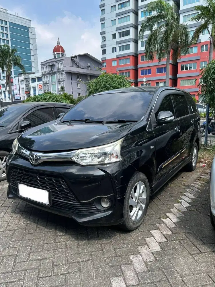 Toyota Avanza Veloz 2016 1.3 A/T (Pemakaian Pribadi)