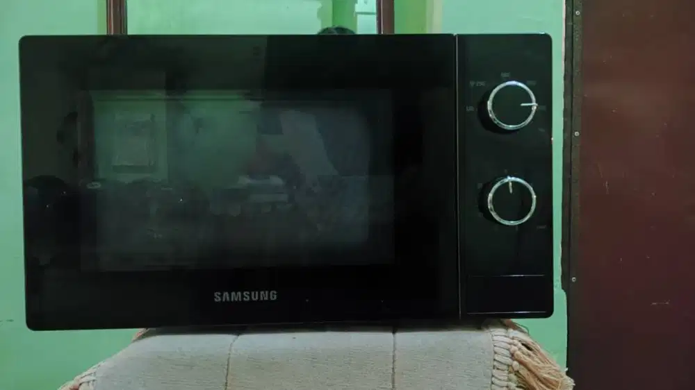 Samsung Microwave Oven Solo, 20L - MS20A3010AL/SE