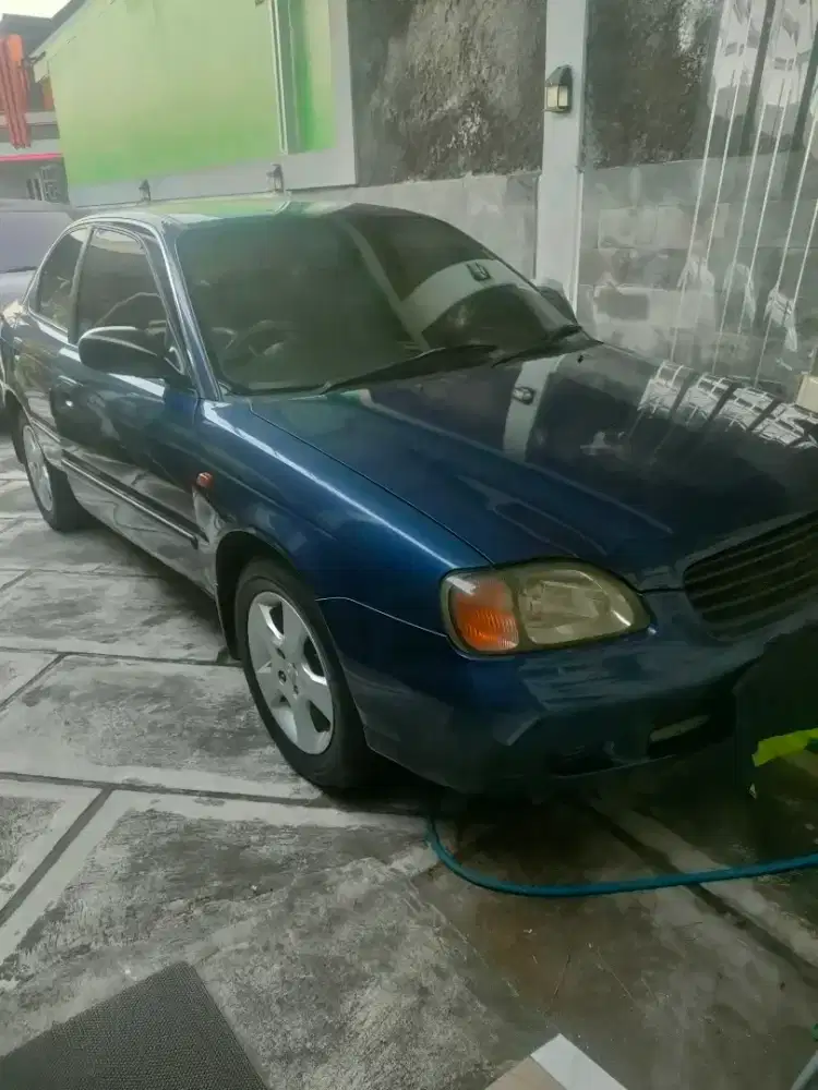 Baleno biru mulus tahun 2001