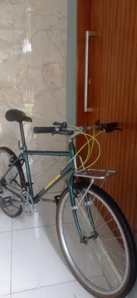 sepeda kalcer commuter 26 size 17 no seri B indikasi Bridgestone