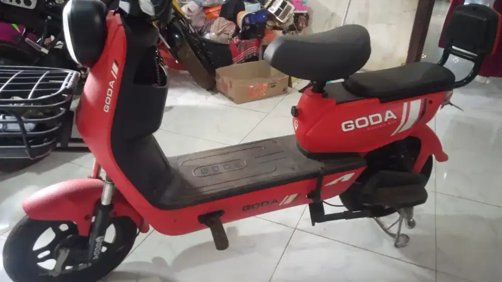 Sepeda listrik  masih bagus