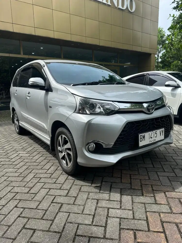 Toyota Avanza Veloz 1.5 Manual 2018 KM 40 Rb