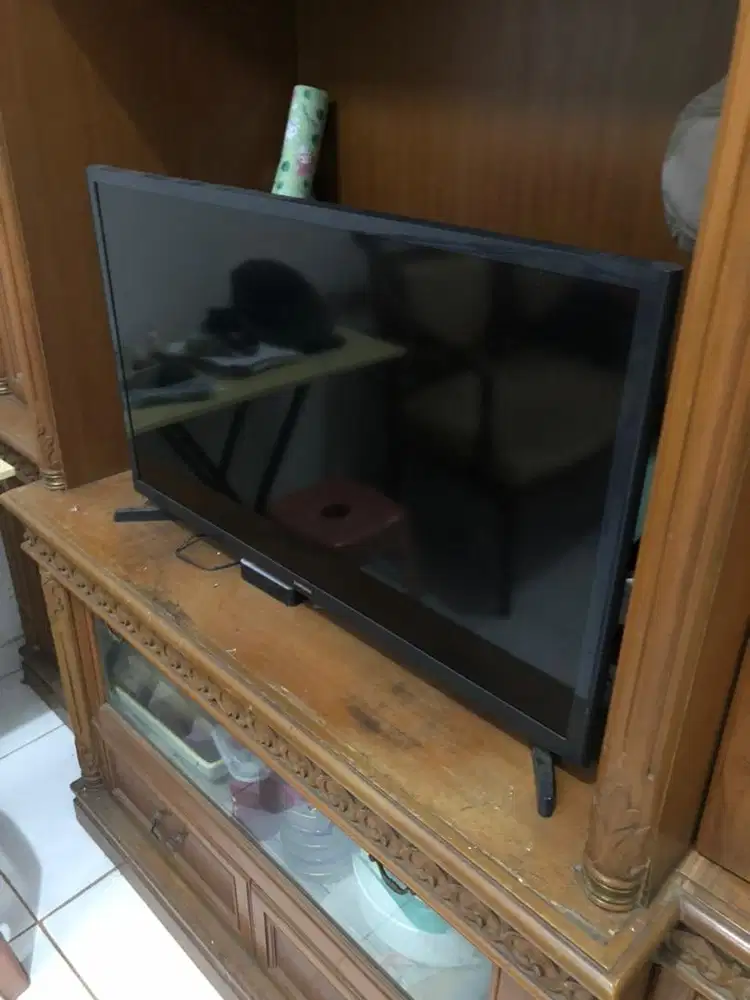 DIJUAL BU TV SAMSUNG 32 BERSERTA ANDROID TV BOX
