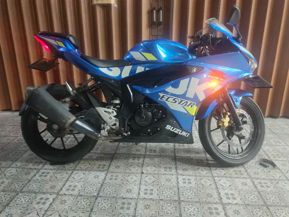 GSX R150 ABS Biru