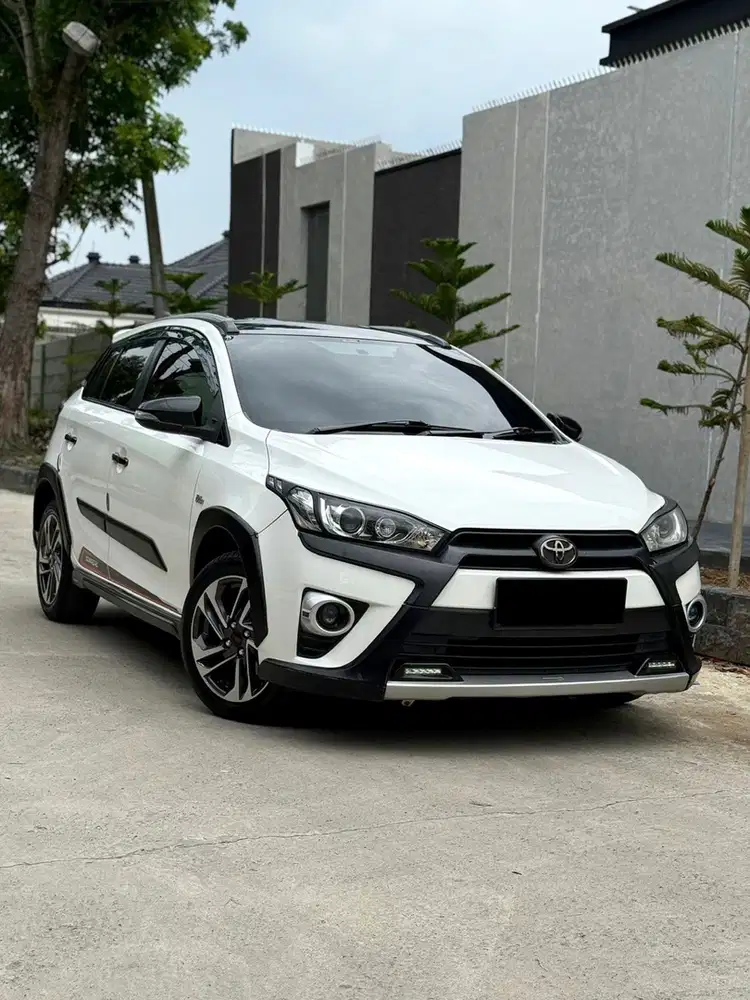 Yaris Heykers CVT 2017 Putih 2016
