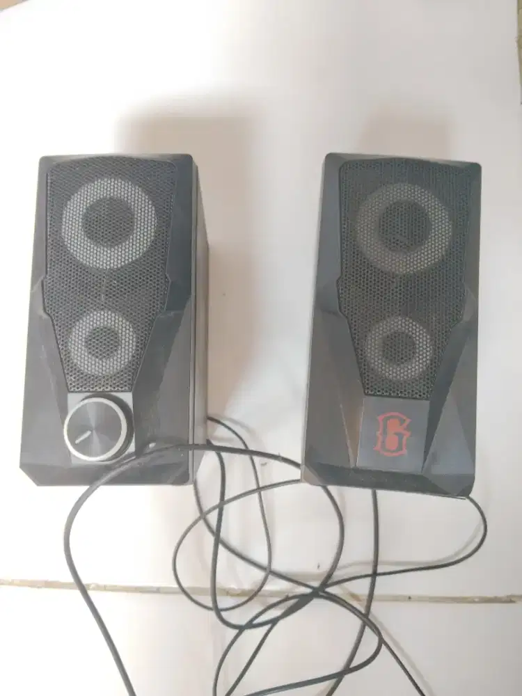Speaker Robot Rs200 Masih Nyala Colokan Kabel Copot Sebagian