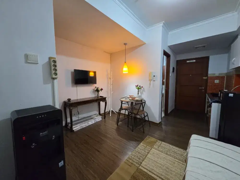 Disewakan Apartemen Royal Mediterania Lantai Rendah Full Furnished