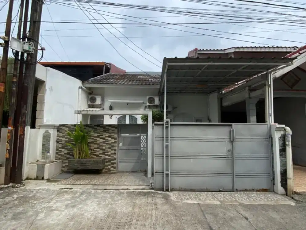 *RUMAH BAGUS SIAP HUNI DALAM KOMPLEK SELANGKAH ke SUMMARECON BEKASI*