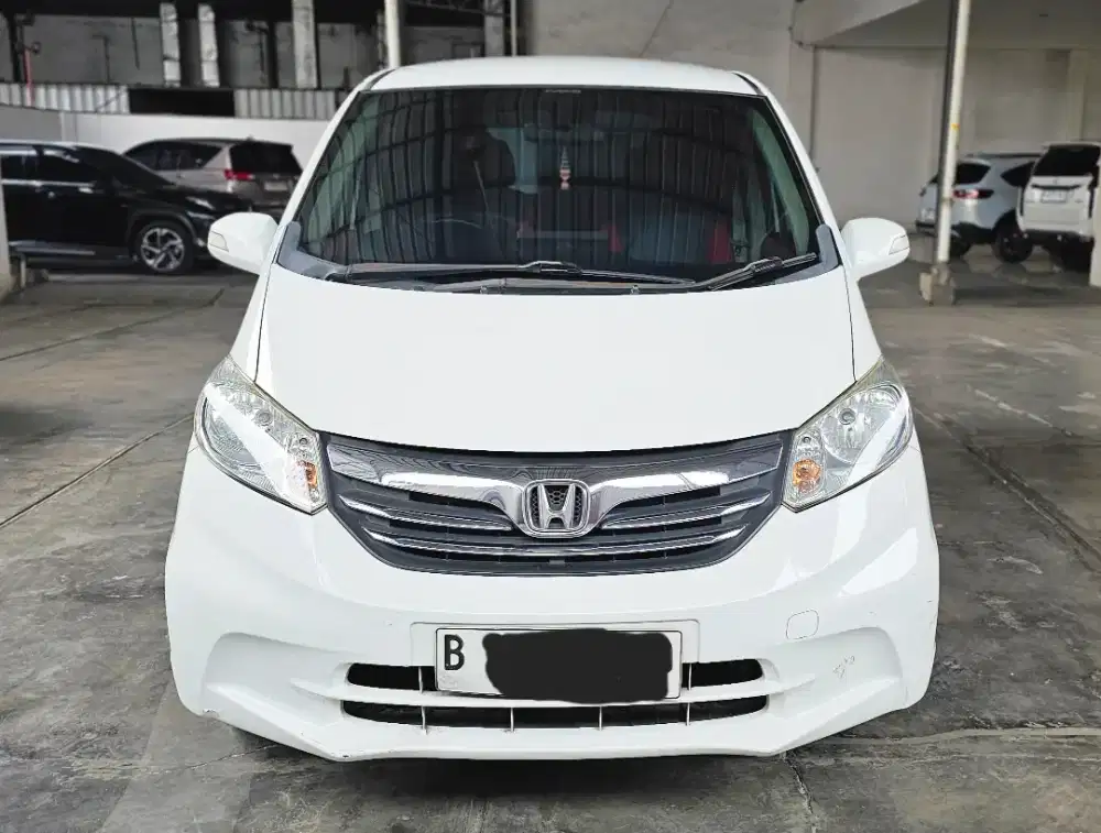 Honda Freed S SD 2013 Putih Ac Double Blower Pintu 1 Otomatis Mulus