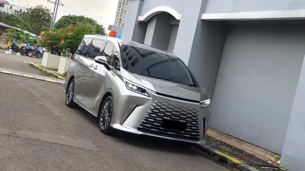Km 5 ribu lexus lm350 hybrid vip 2025 sonic titanium