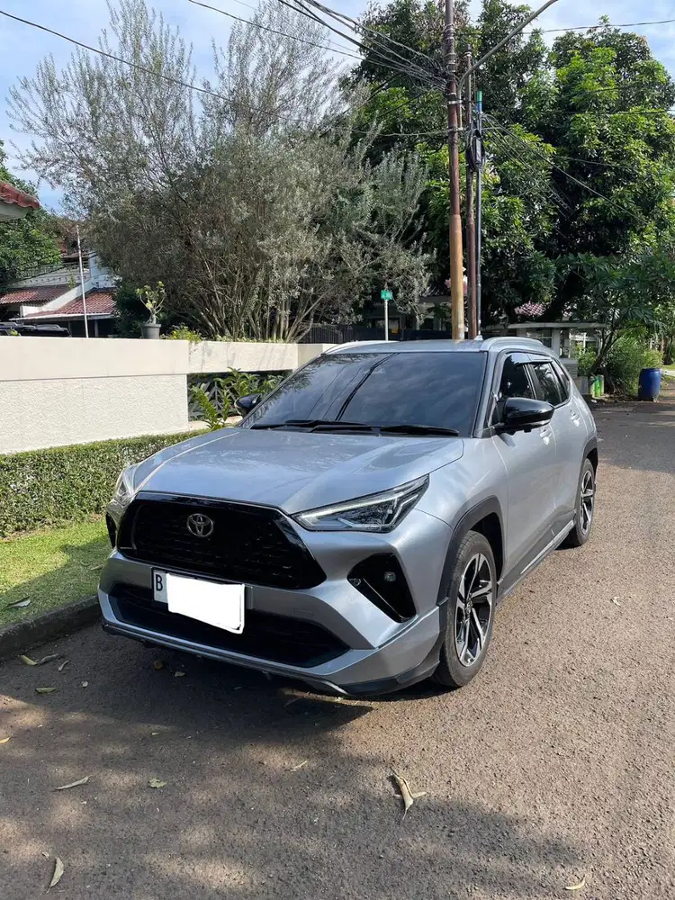 DIJUAL 2023 Toyota Yaris CROSS 1.5 S GR TSS