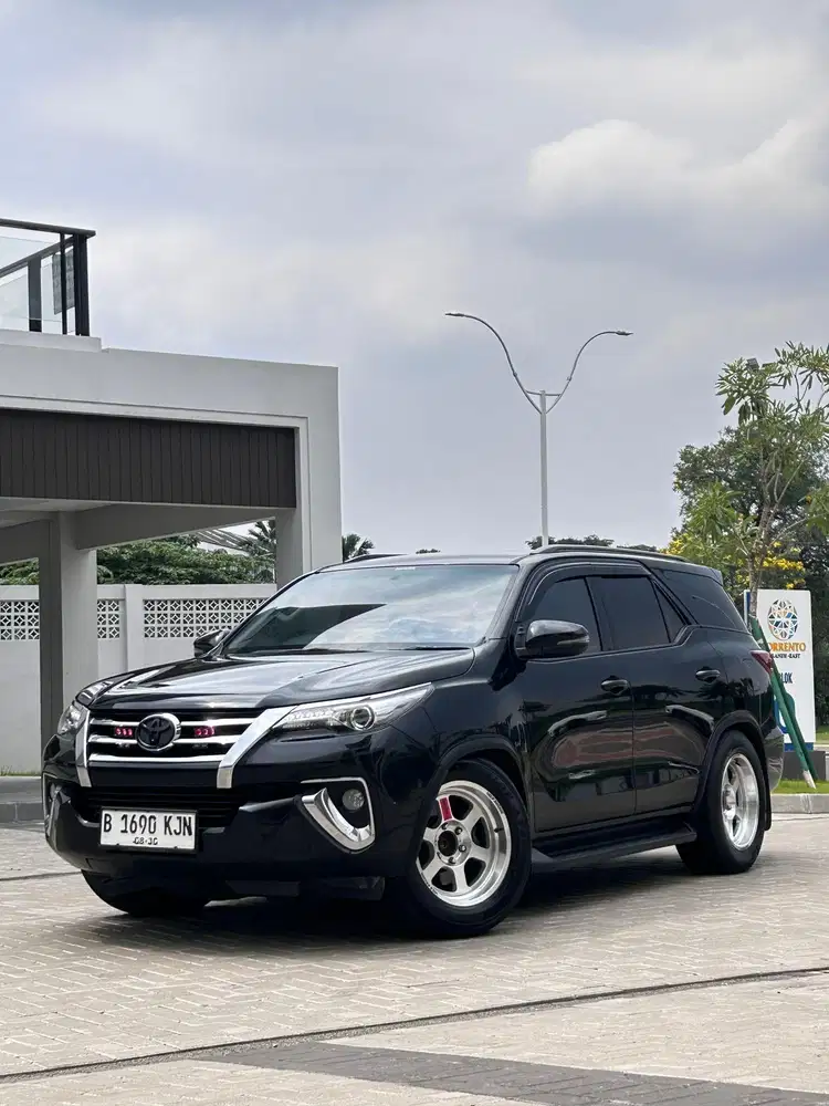CUMI CUMI DARAT!!! Toyota Fortuner G 2.4 VRZ AT Diesel NIK 2020 Hitam