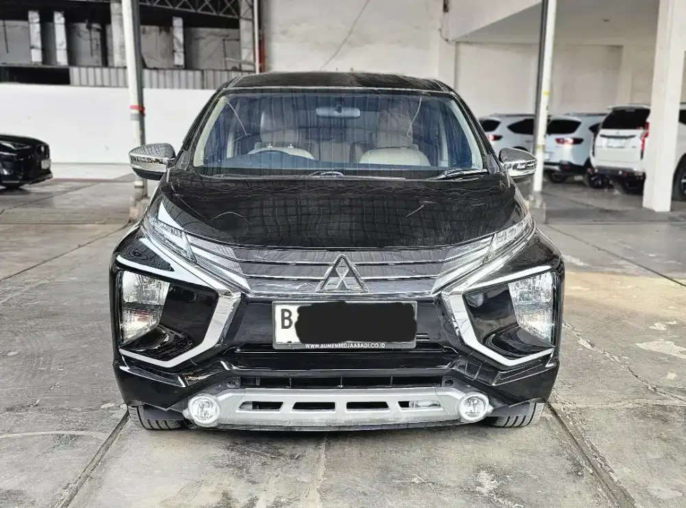 Mulus Siap Pakai Mitsubishi Xpander Ultimate AT Matic 2019 Hitam